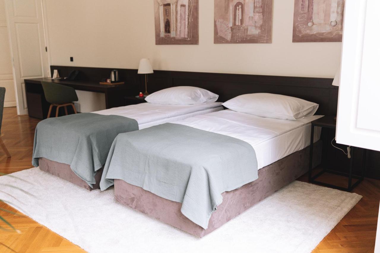 Bed and Breakfast Dvorac Jankovic Suhopolje Exteriér fotografie